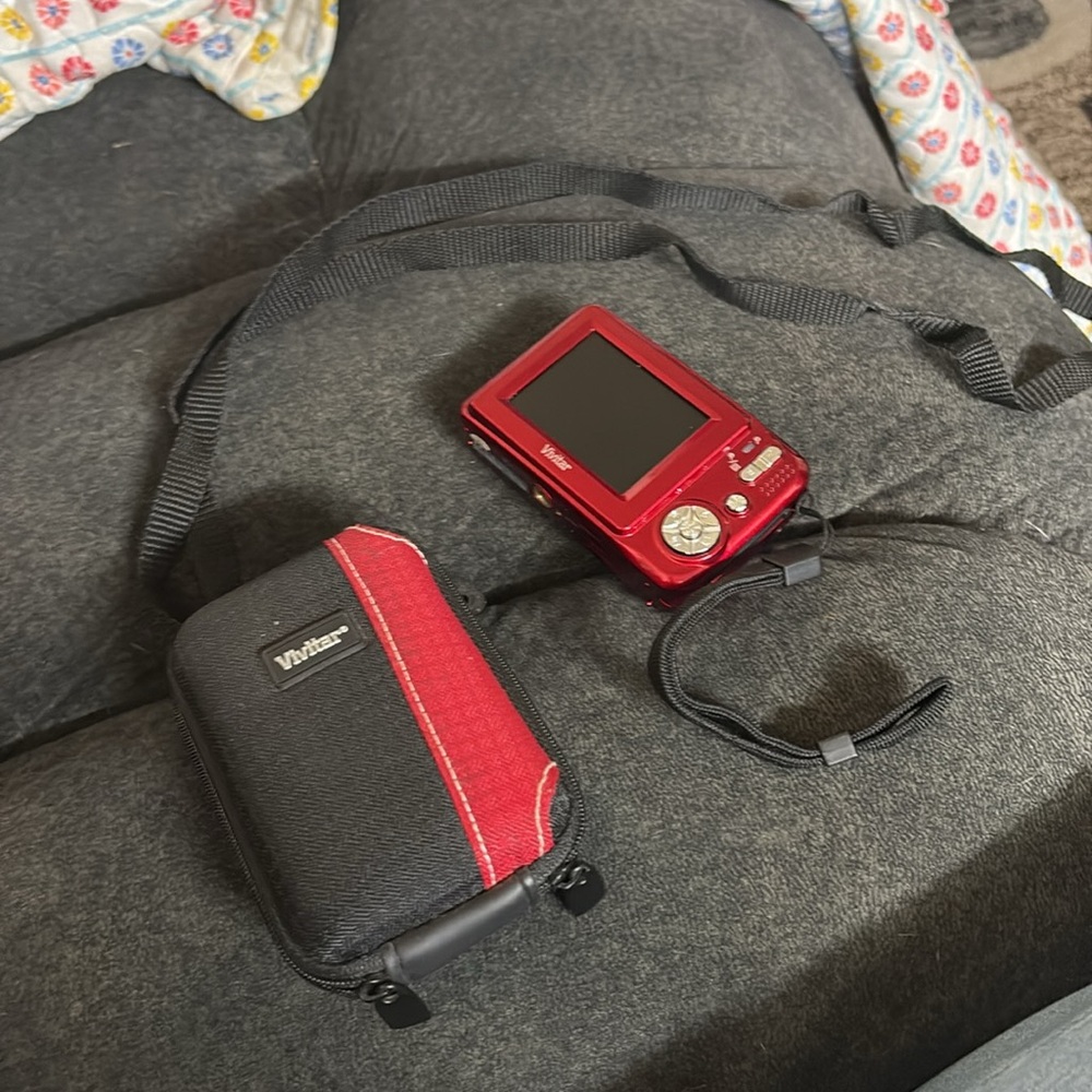 Red Digital Camera with Case - Picture 6 of 6